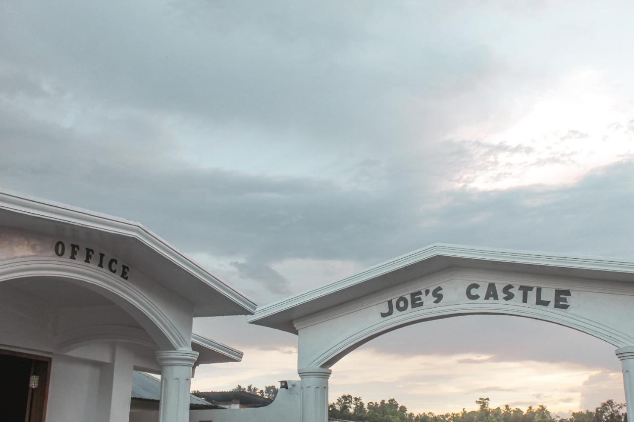 Joe'S Castle Bed & Breakfast Sagbayan Exterior photo